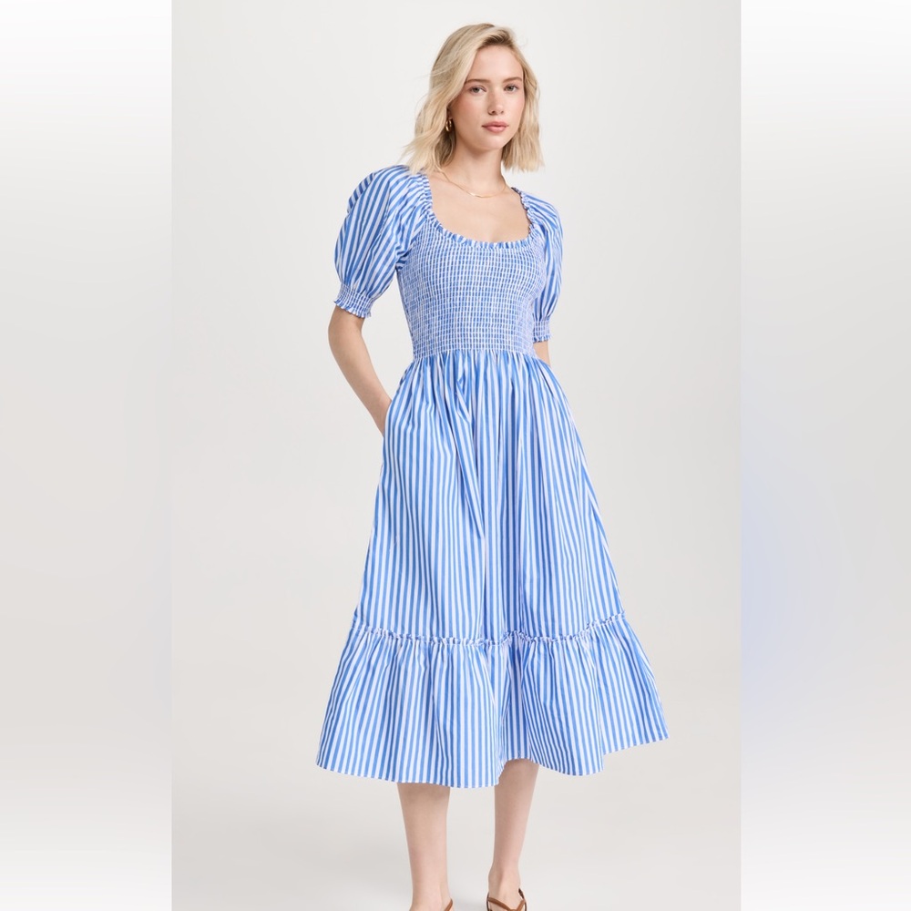Hill House Home
The Louisa Nap Dress
Size Large! Good condition